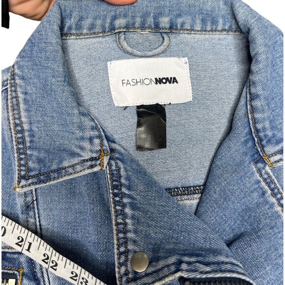 X Small Fashion Nova Denim Blue Jean Jacket Womens OUTERWEAR Distressed - Picture 6 of 7